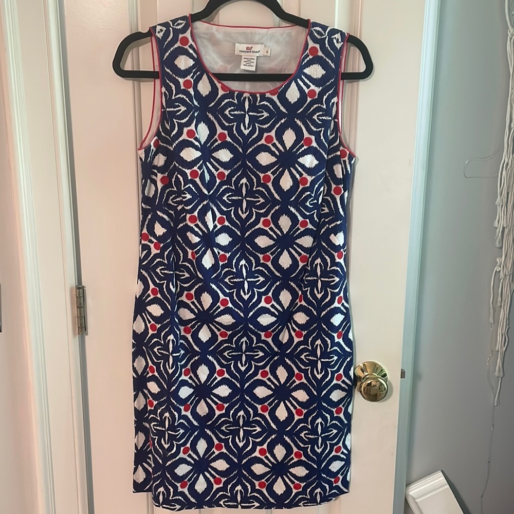 VINTAGE VINEYARD VINES SHIFT DRESS